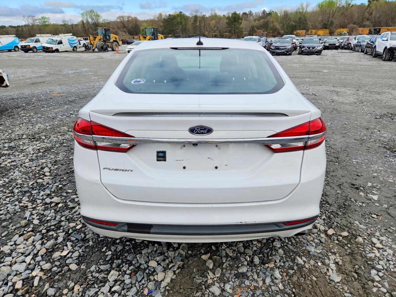2017 FORD FUSION S photo 6
