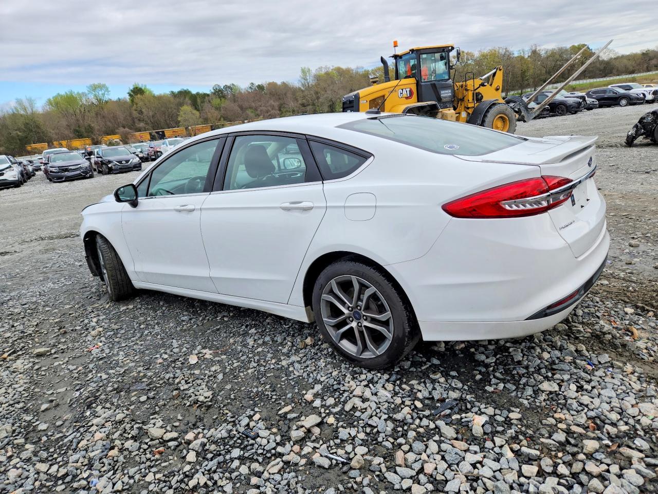 2017 FORD FUSION S photo 2
