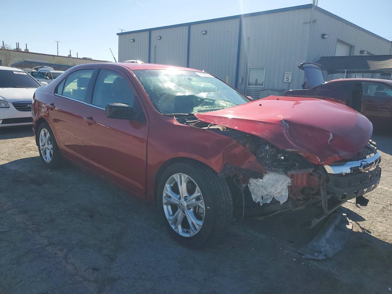 2012 FORD FUSION SE photo 4