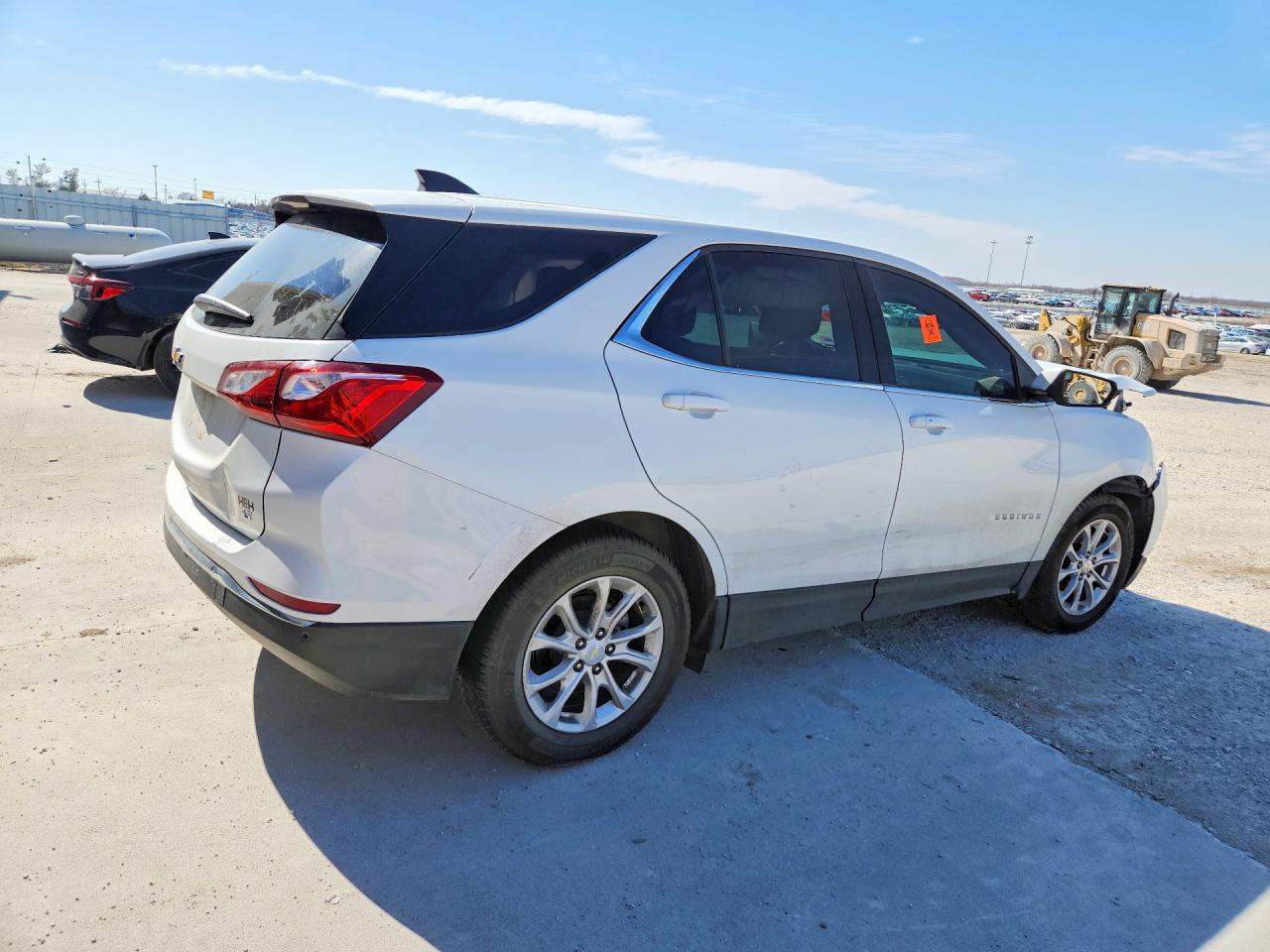 2020 CHEVROLET EQUINOX LT photo 3