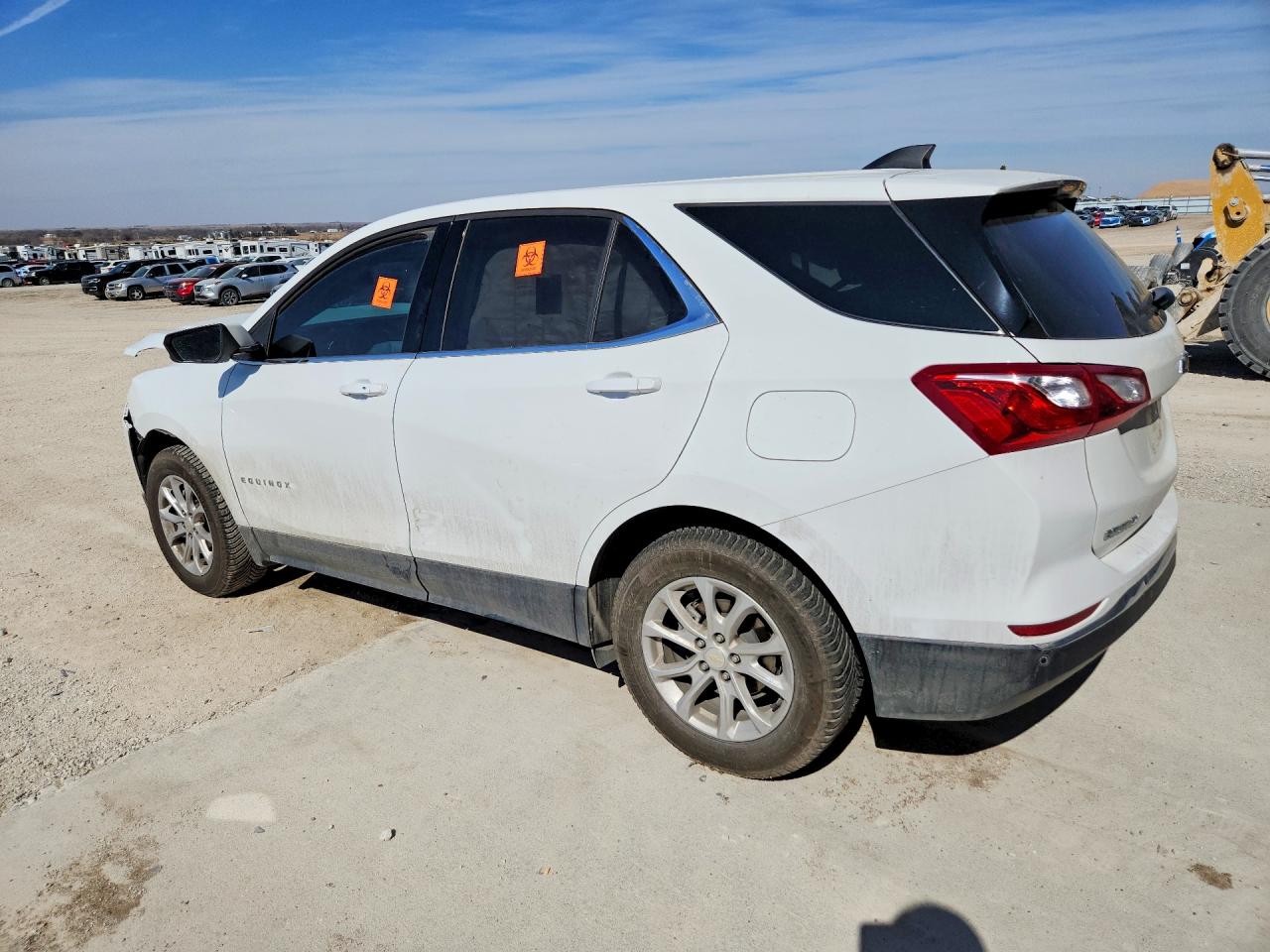 2020 CHEVROLET EQUINOX LT photo 2