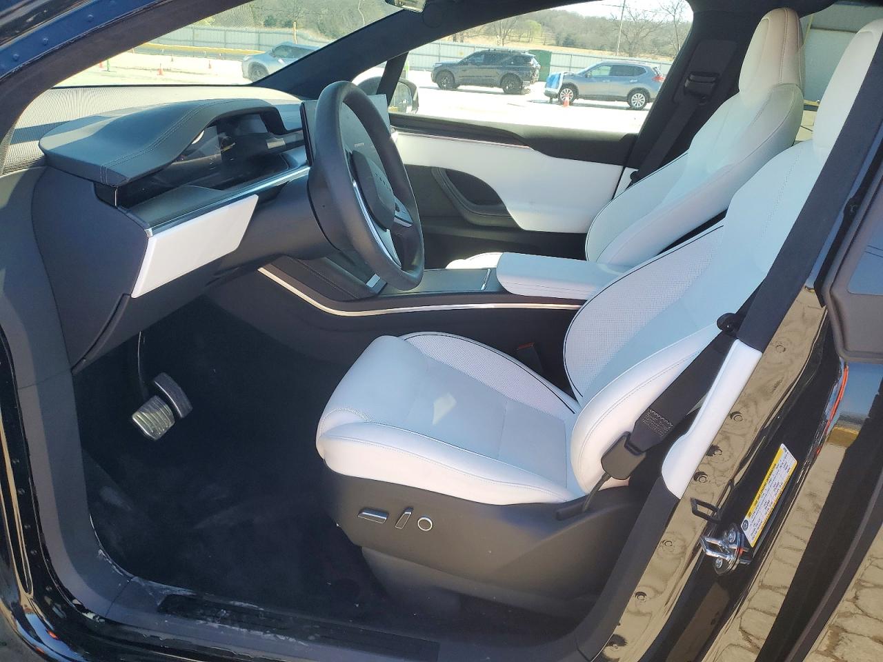 2025 TESLA MODEL X photo 13