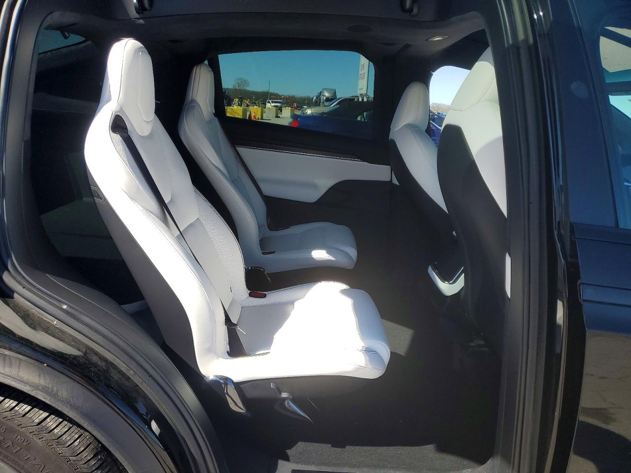 2025 TESLA MODEL X photo 19