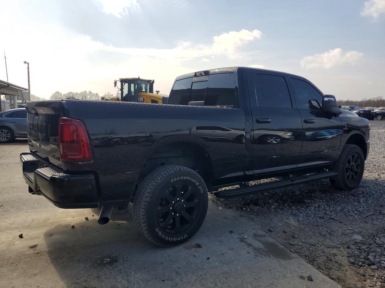 2025 RAM 2500 LARAMIE photo 4