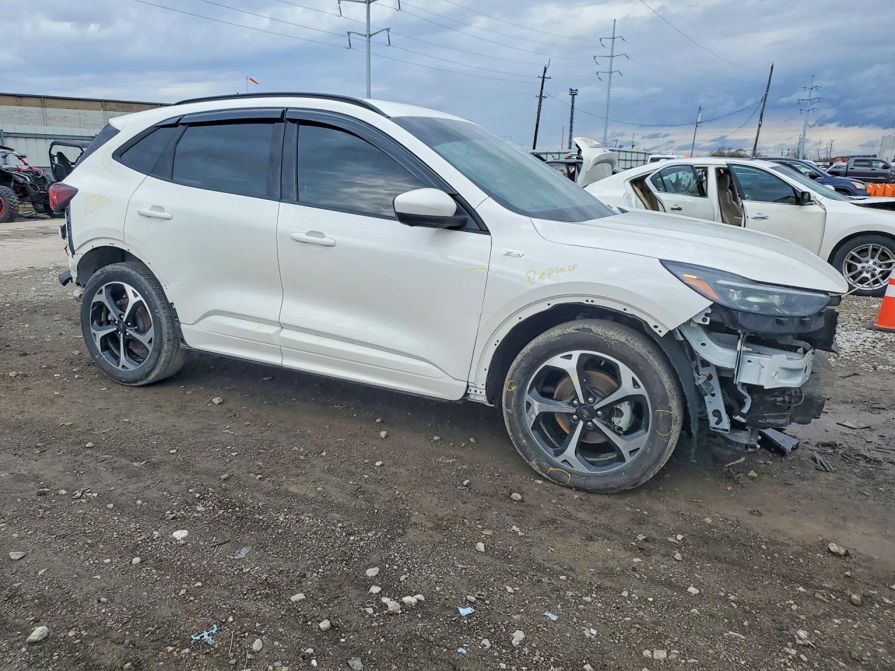 2025 FORD ESCAPE ST LINE ELITE photo 7