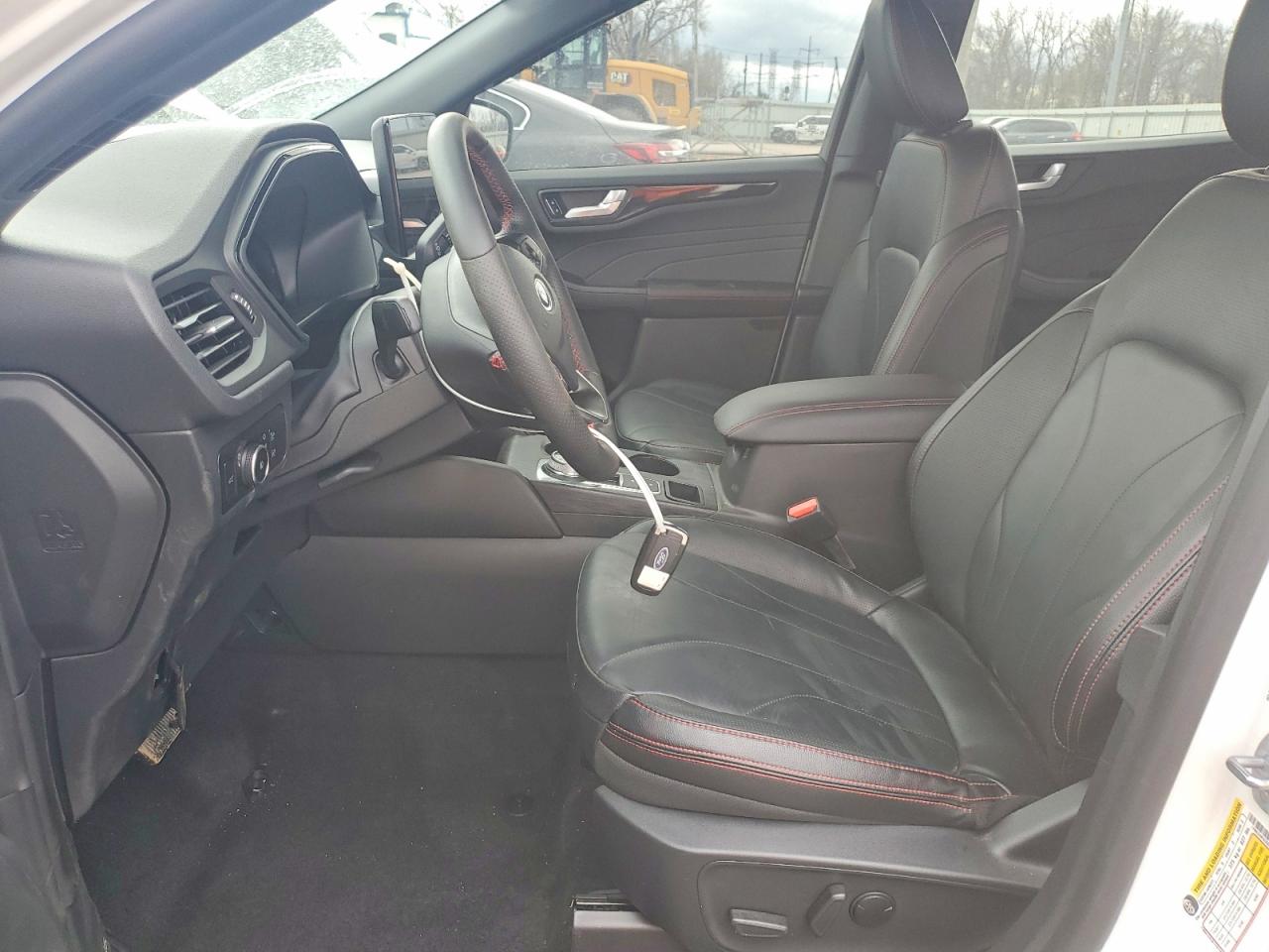 2025 FORD ESCAPE ST LINE ELITE photo 13