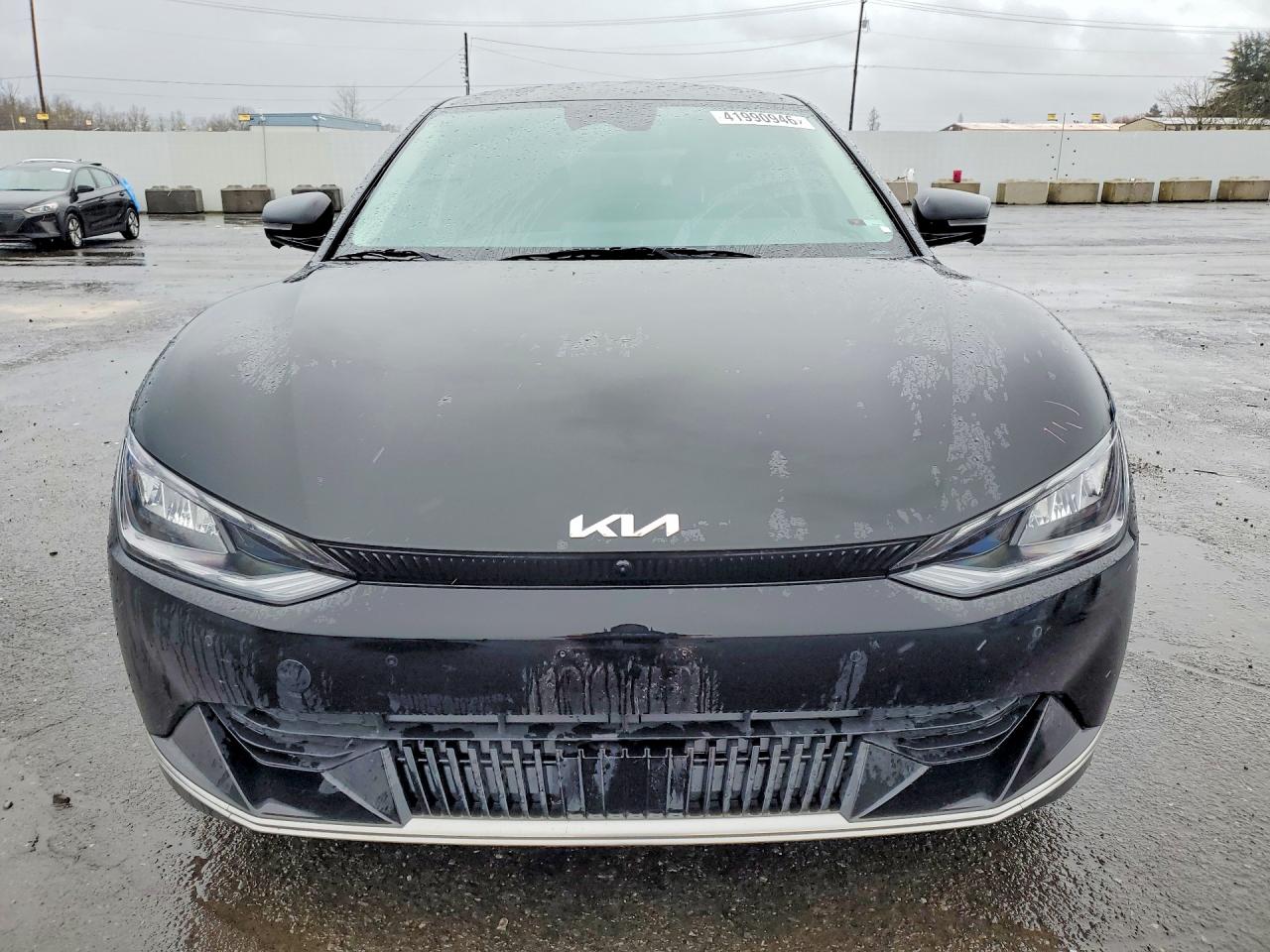 2024 KIA EV6 WIND photo 13