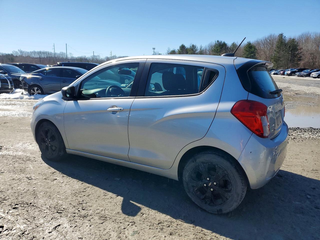 2019 CHEVROLET SPARK LS photo 2