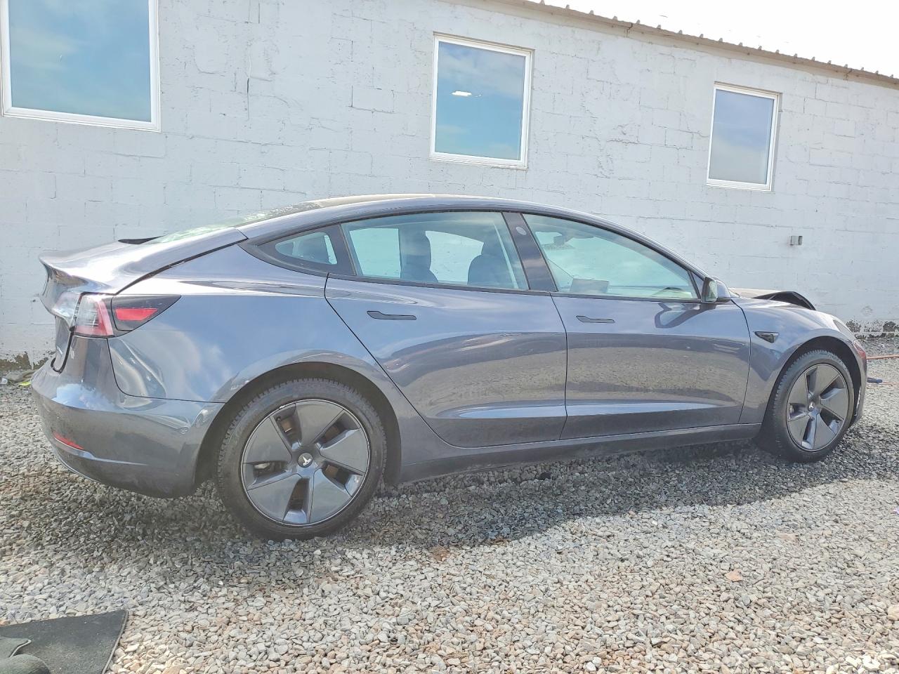 2022 TESLA MODEL 3 photo 3