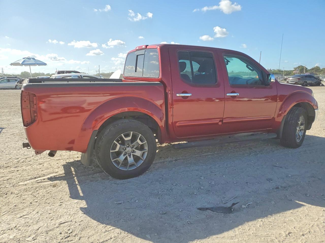 2019 NISSAN FRONTIER SL photo 3