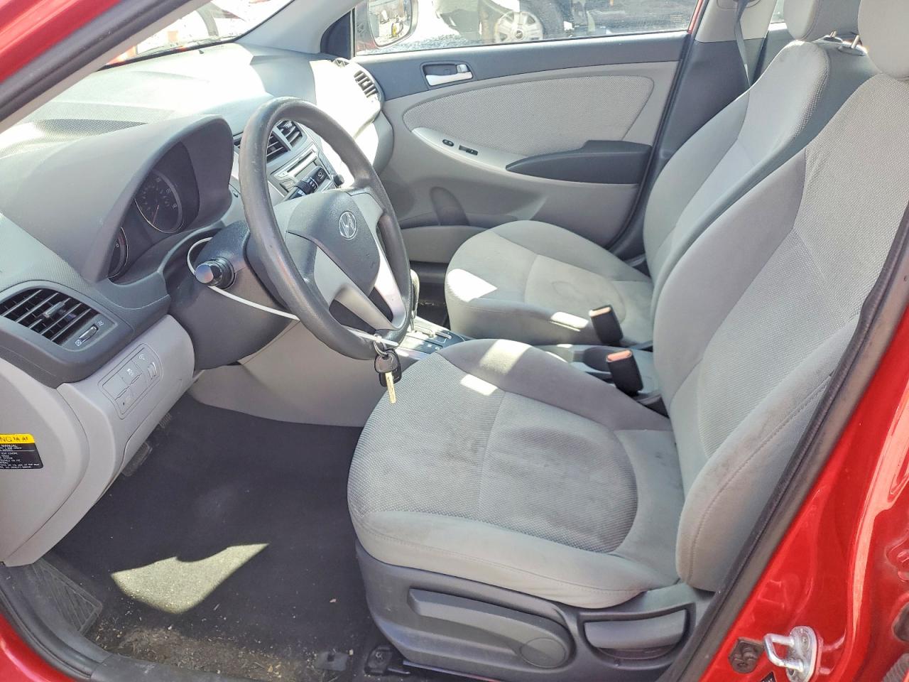 2014 HYUNDAI ACCENT GLS photo 7