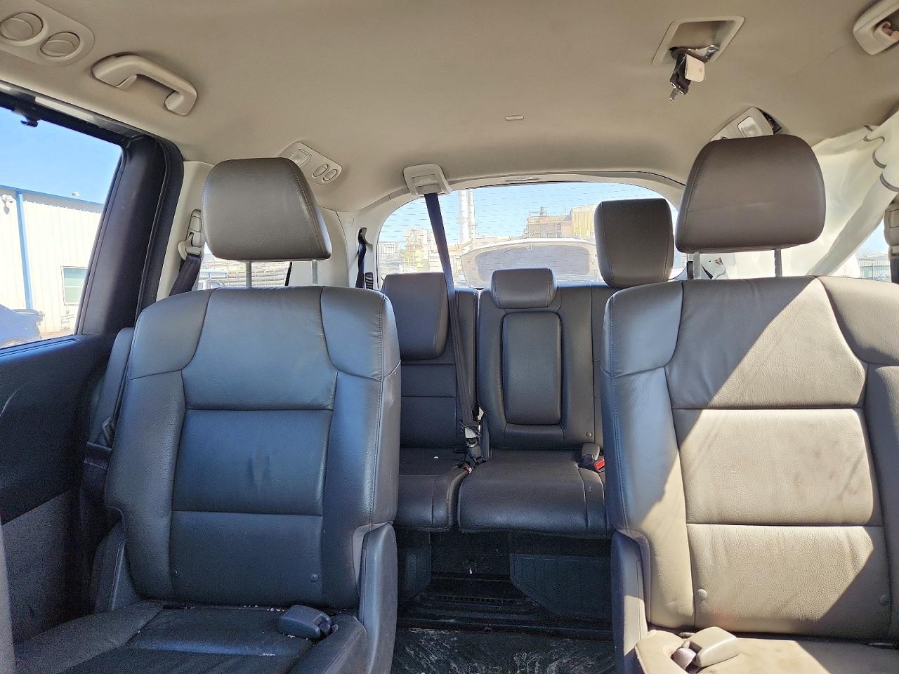 2012 HONDA ODYSSEY TOURING photo 19
