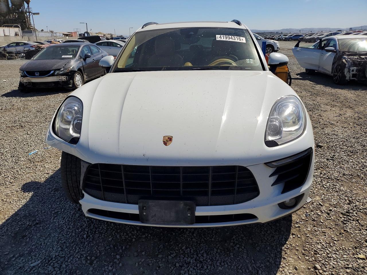 2017 PORSCHE MACAN photo 5