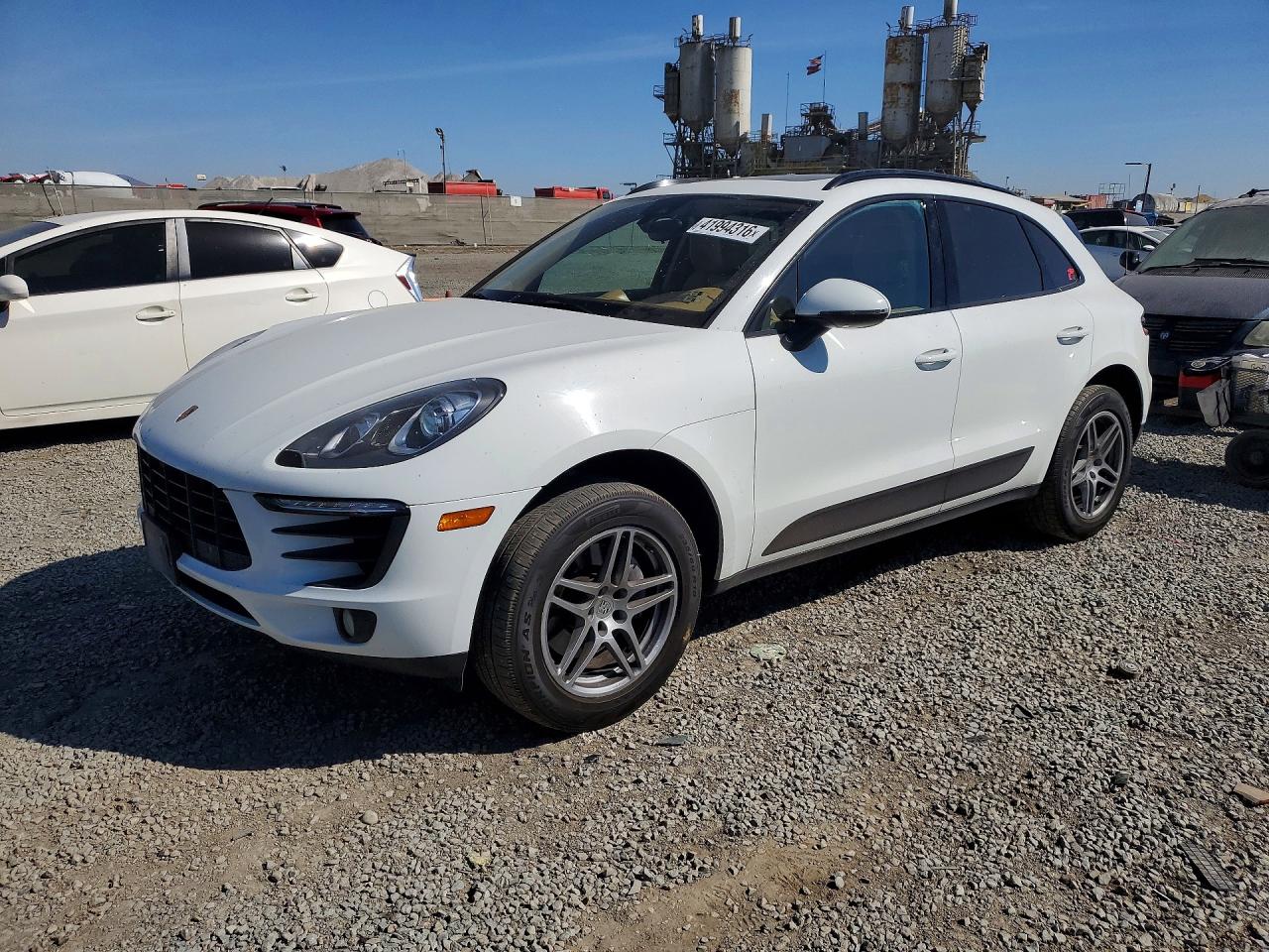 2017 PORSCHE MACAN