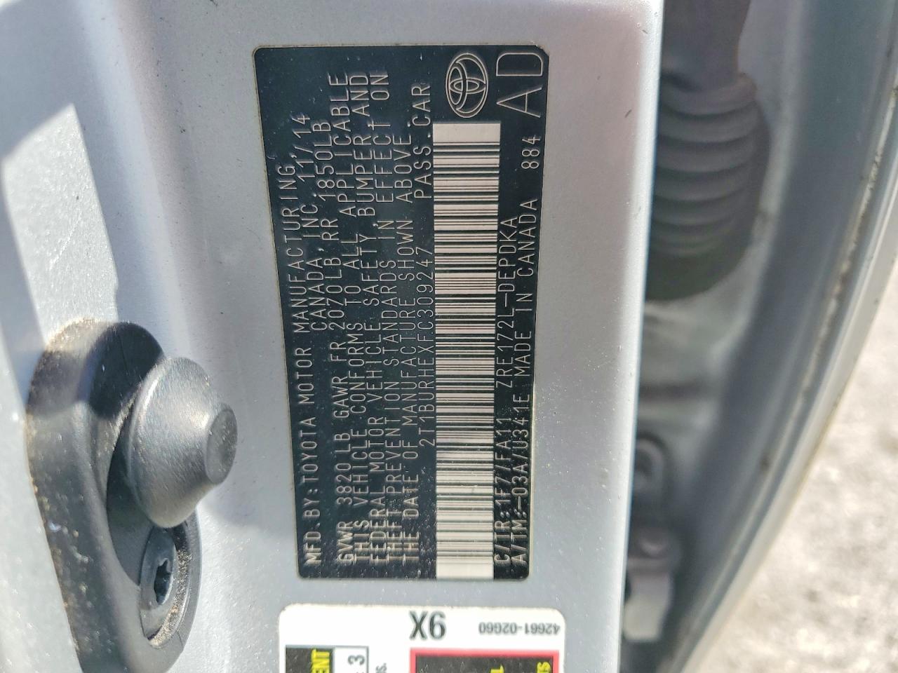 2015 TOYOTA COROLLA L photo 25