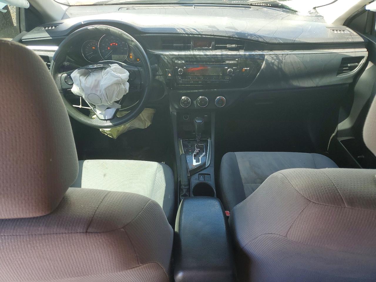 2015 TOYOTA COROLLA L photo 15