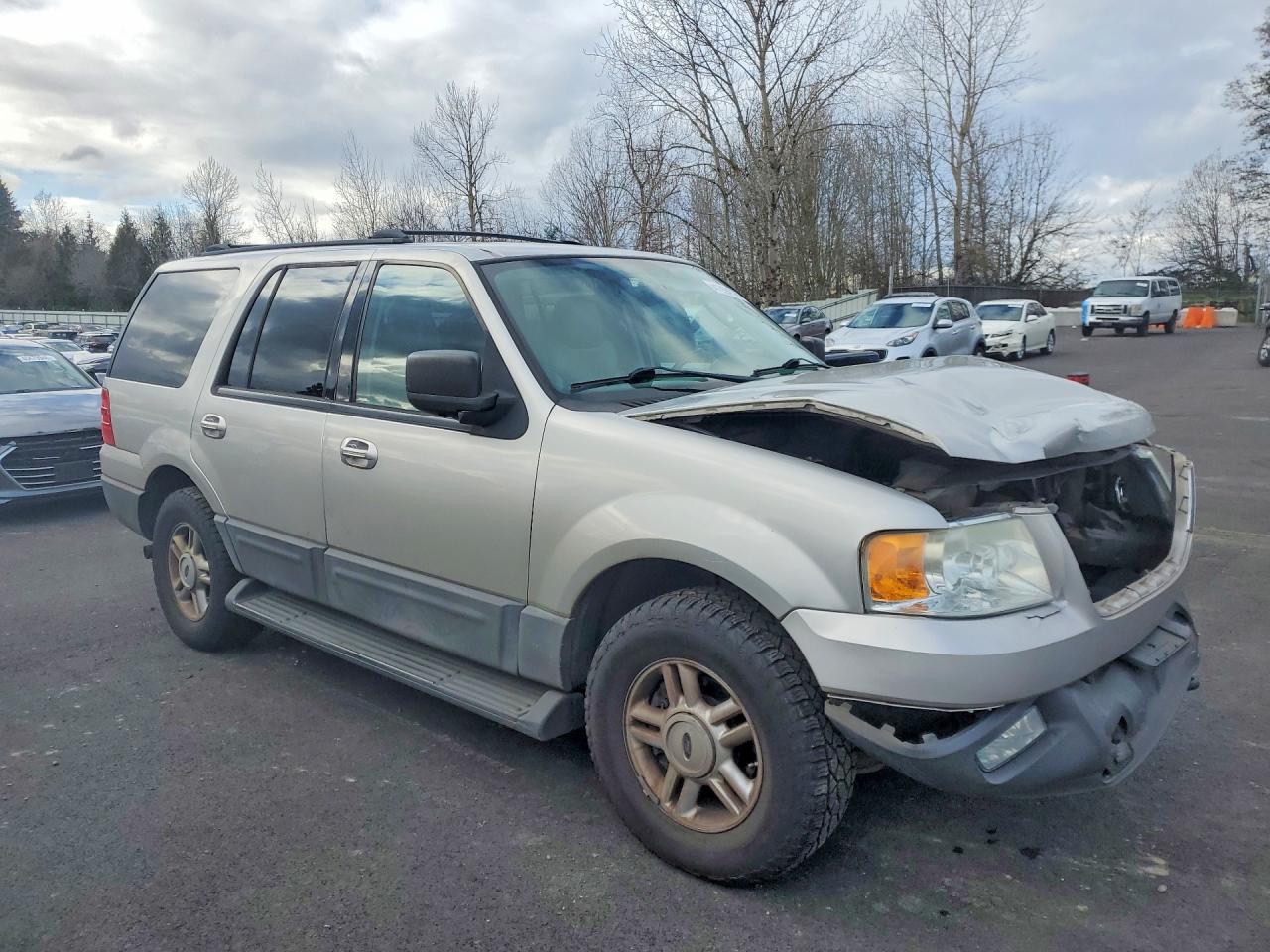 2004 FORD EXPEDITION XLT photo 4