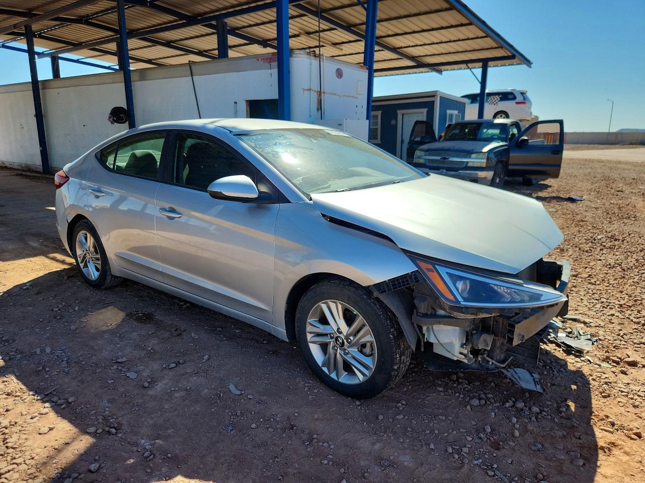 2019 HYUNDAI ELANTRA photo 4