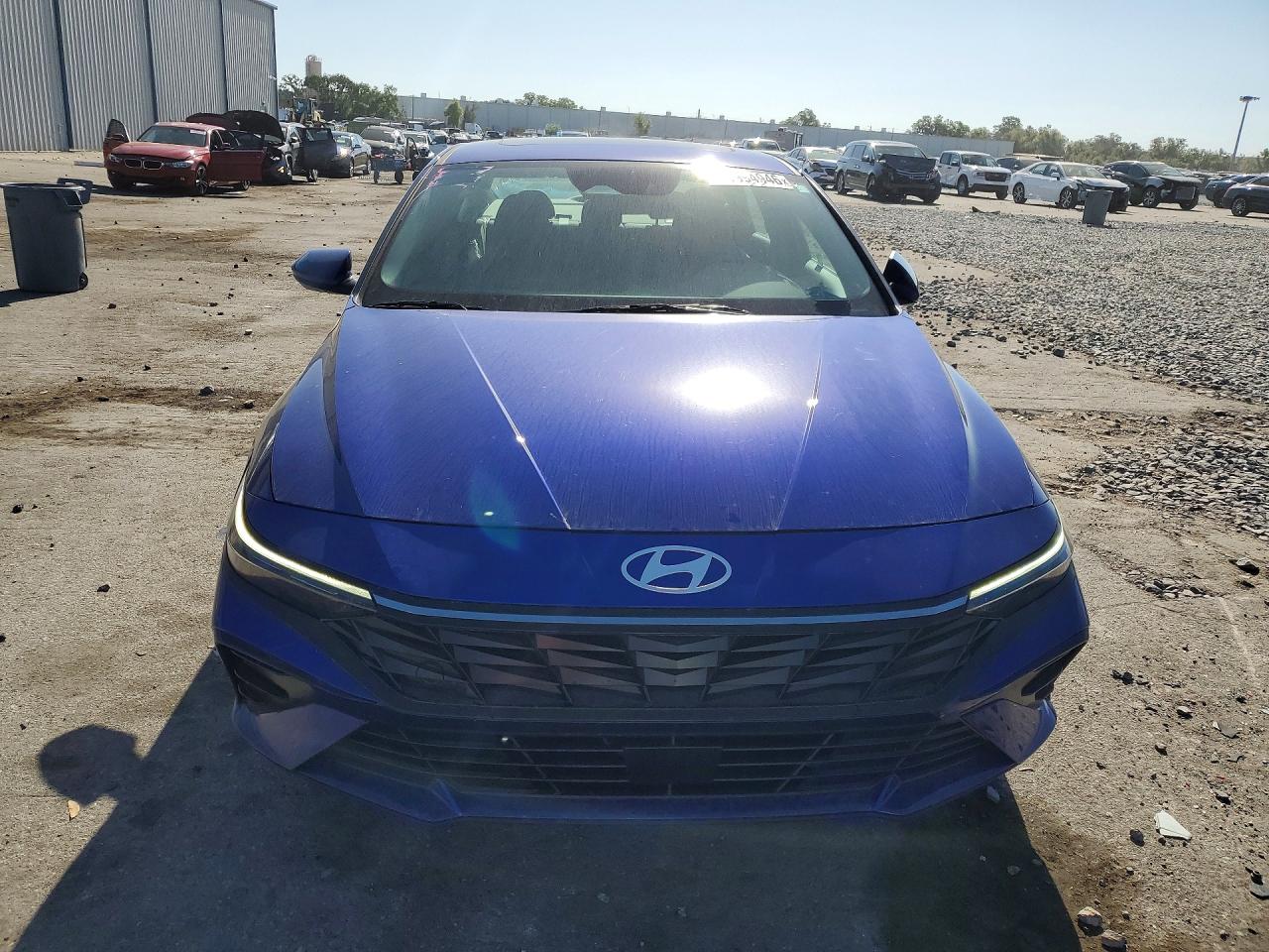 2025 HYUNDAI ELANTRA SEL CONVENIENCE photo 5