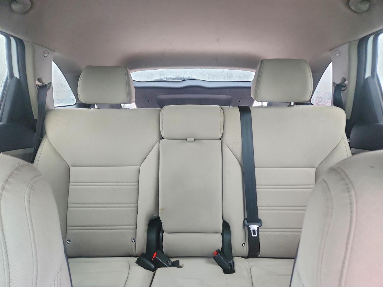 2016 KIA SORENTO LX photo 19
