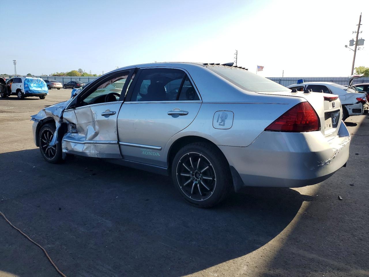 2006 HONDA ACCORD LX photo 3
