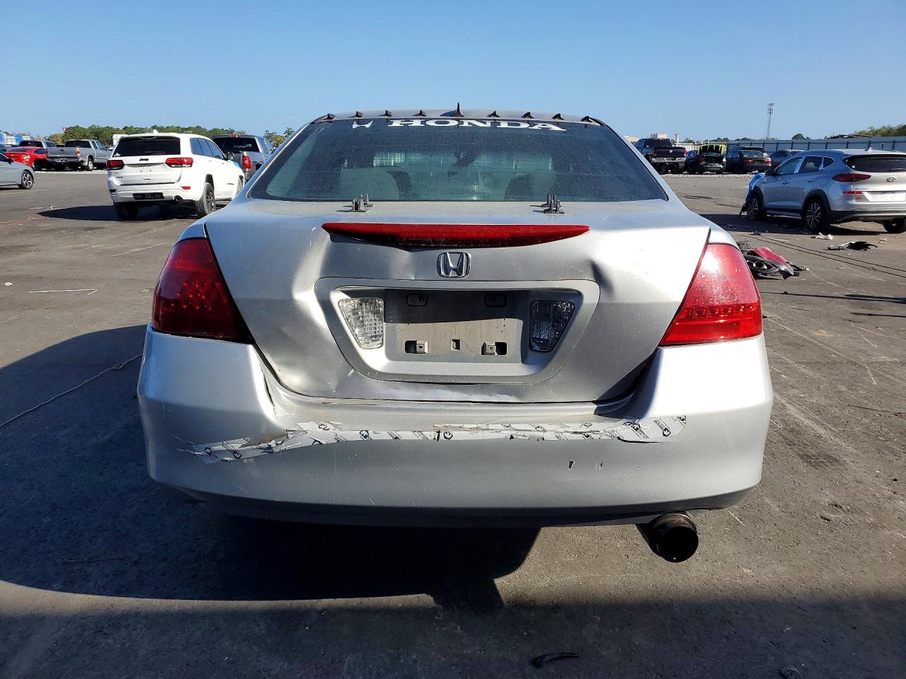 2006 HONDA ACCORD LX photo 11