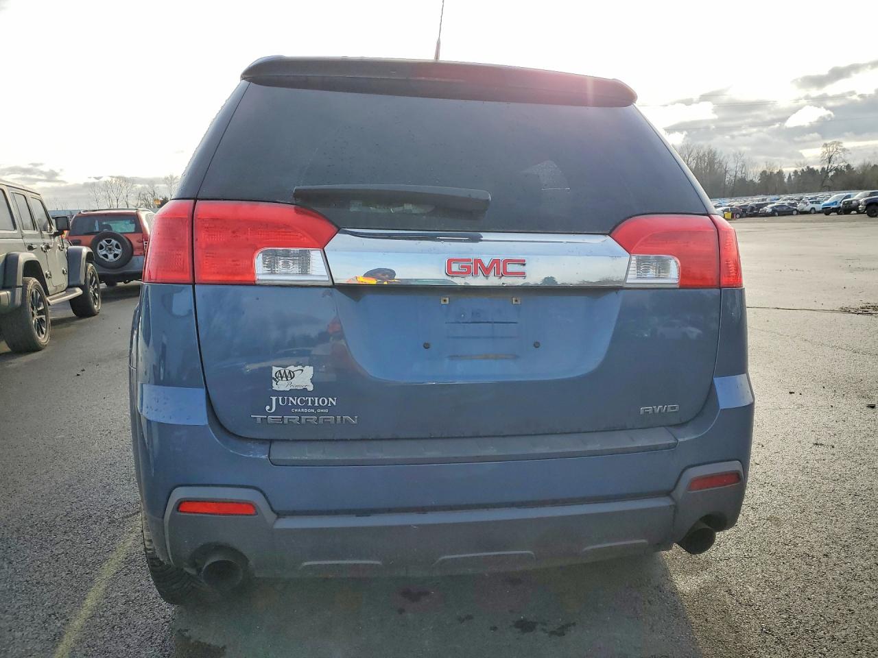 2012 GMC TERRAIN SLT photo 6
