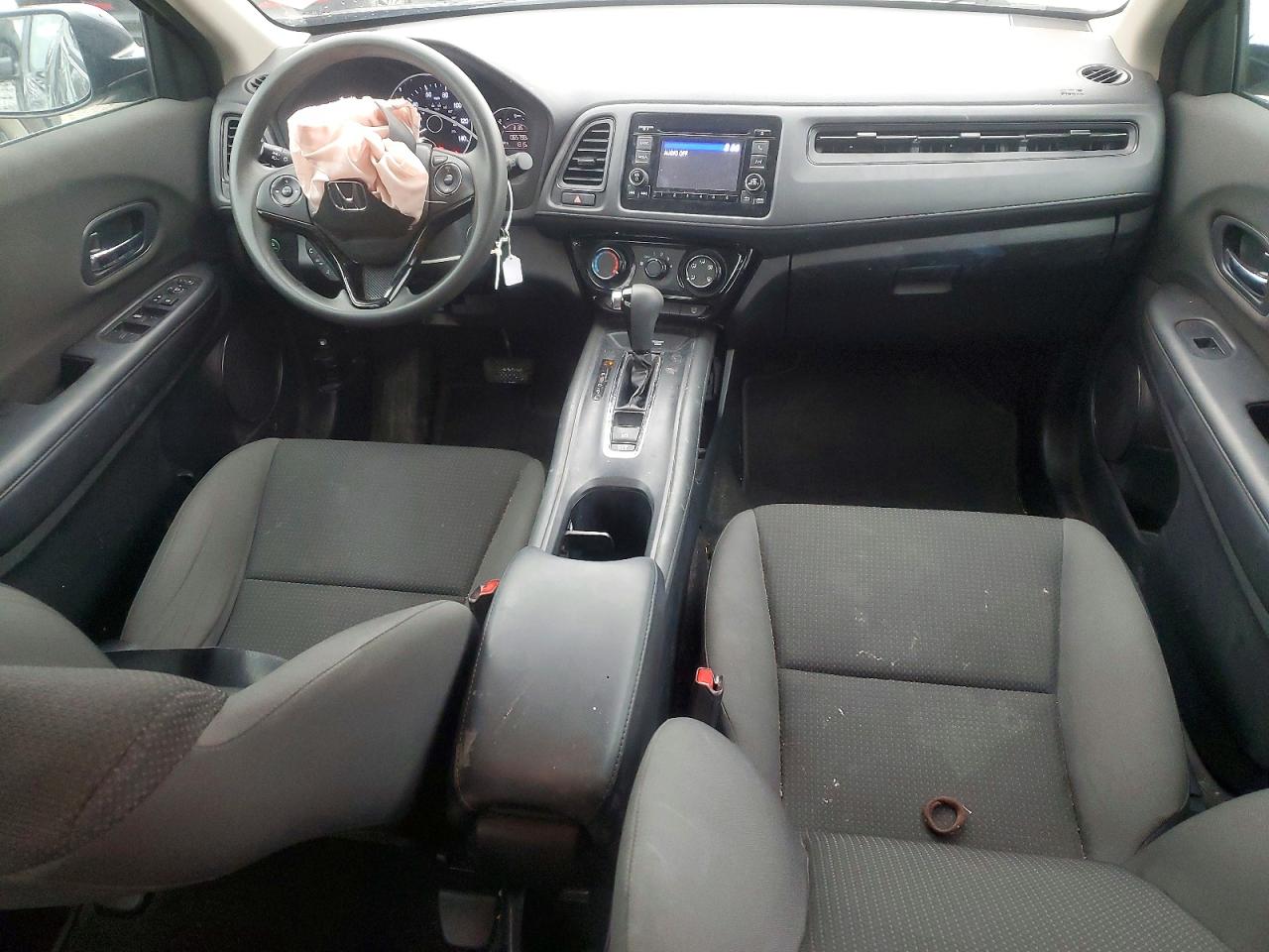 2019 HONDA HR-V LX photo 8