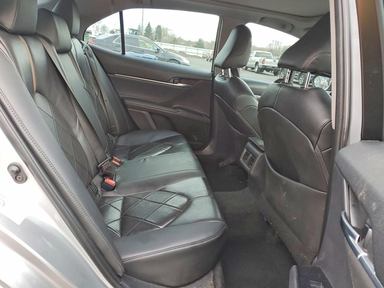2018 TOYOTA CAMRY XLE V6 photo 19