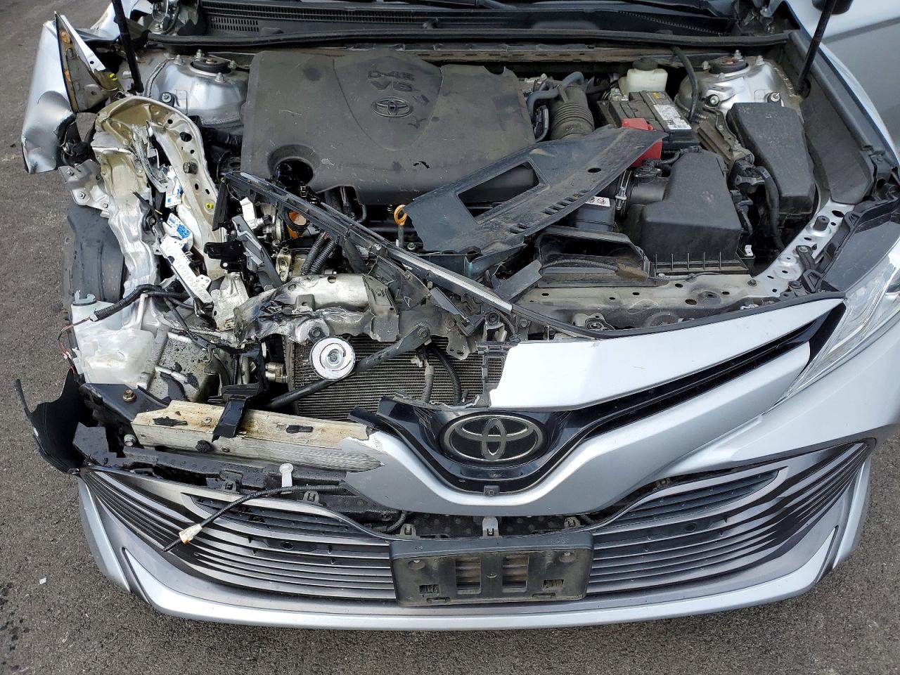 2018 TOYOTA CAMRY XLE V6 photo 21