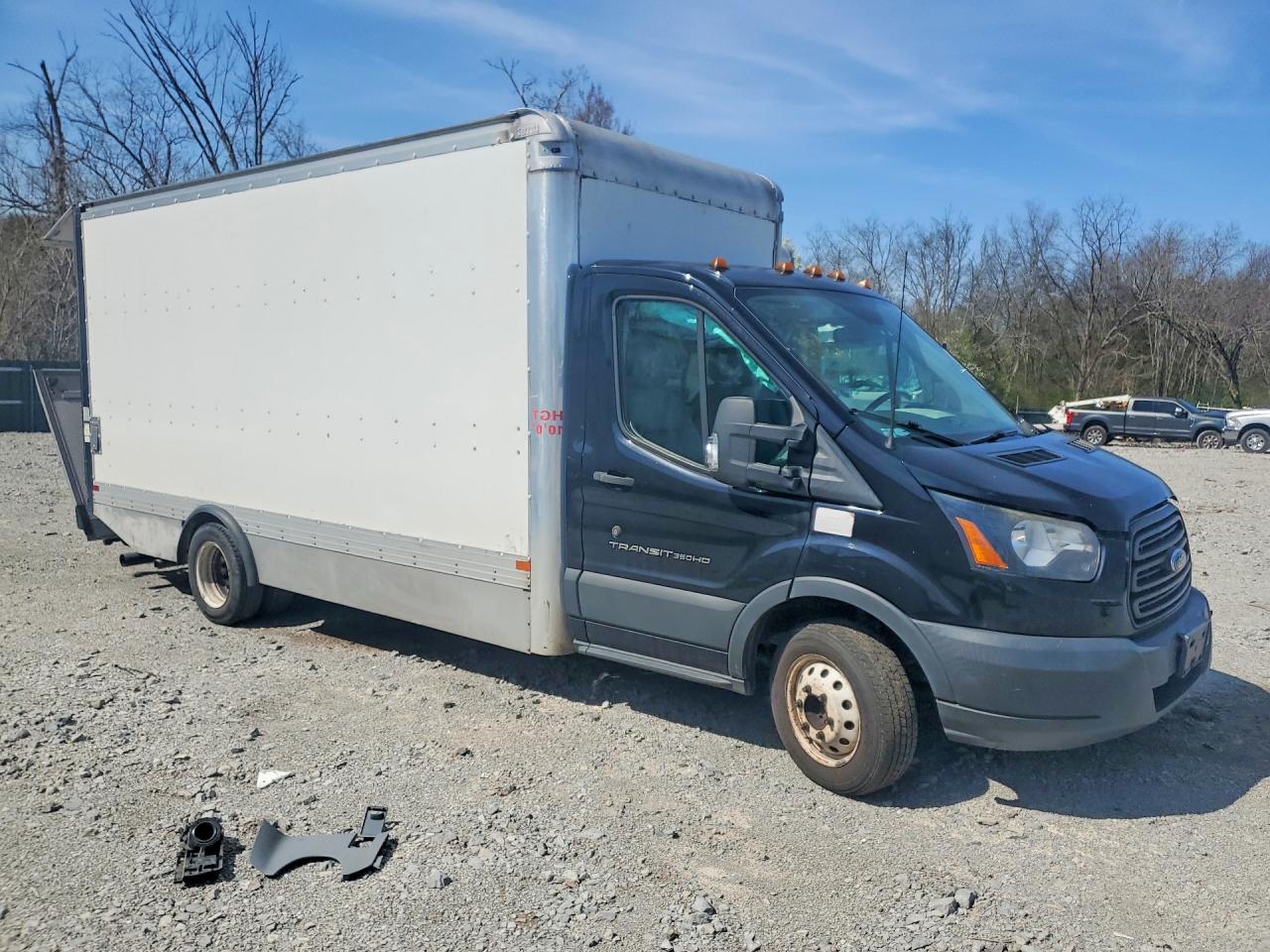 2017 FORD TRANSIT T-350 BOX TRUCK photo 10