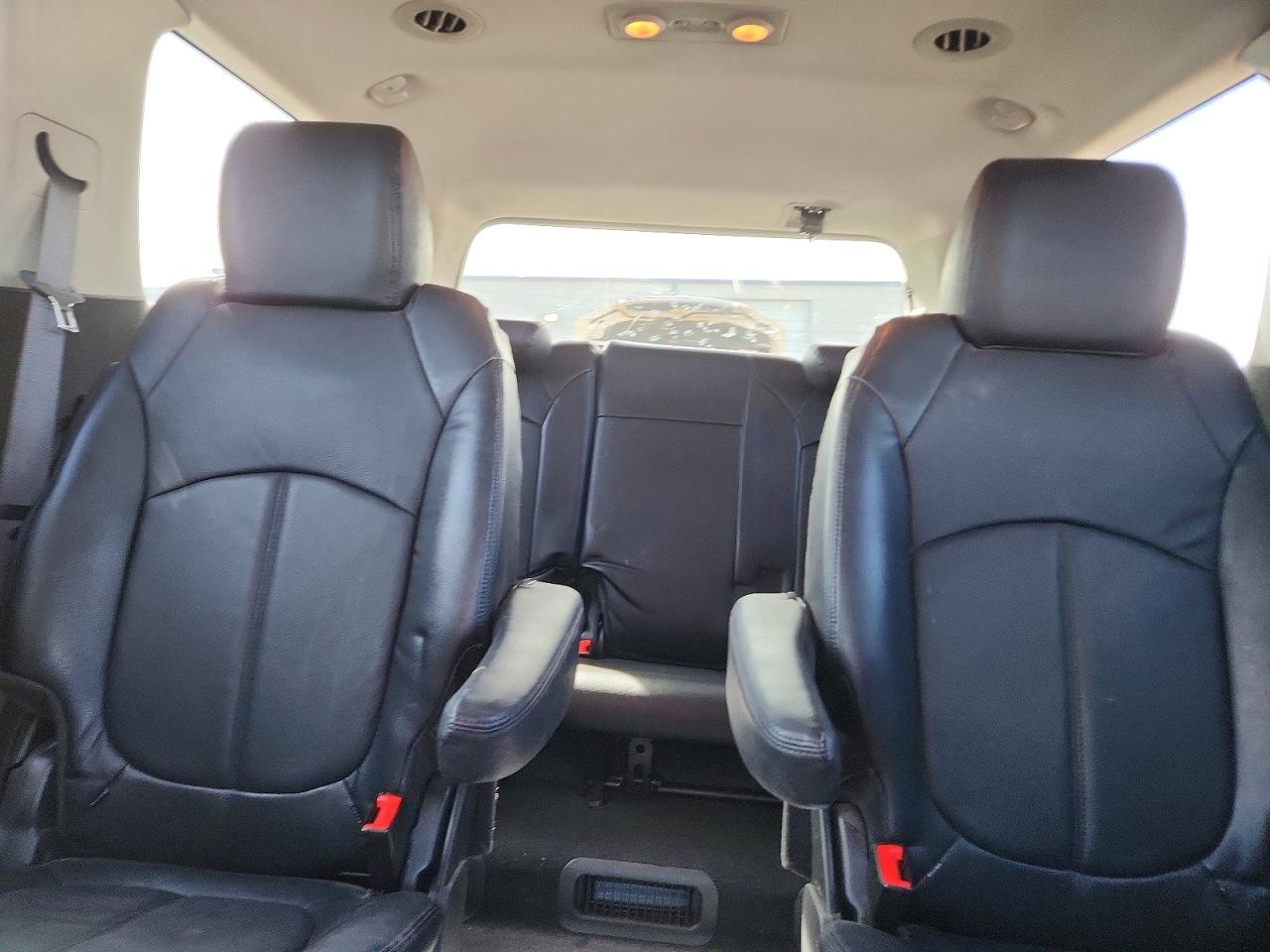 2014 GMC ACADIA SLE photo 19