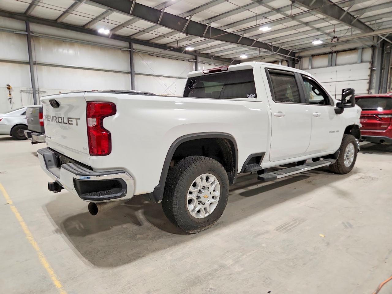 2023 CHEVROLET SILVERADO K2500 HEAVY DUTY LT photo 3