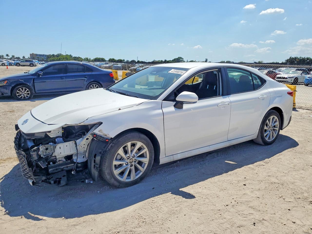 2025 TOYOTA CAMRY