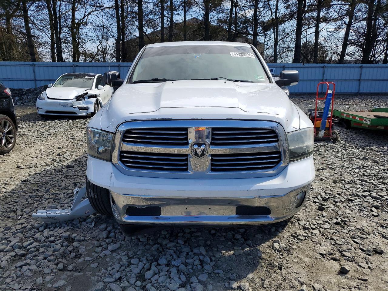 2013 RAM 1500 SLT photo 9