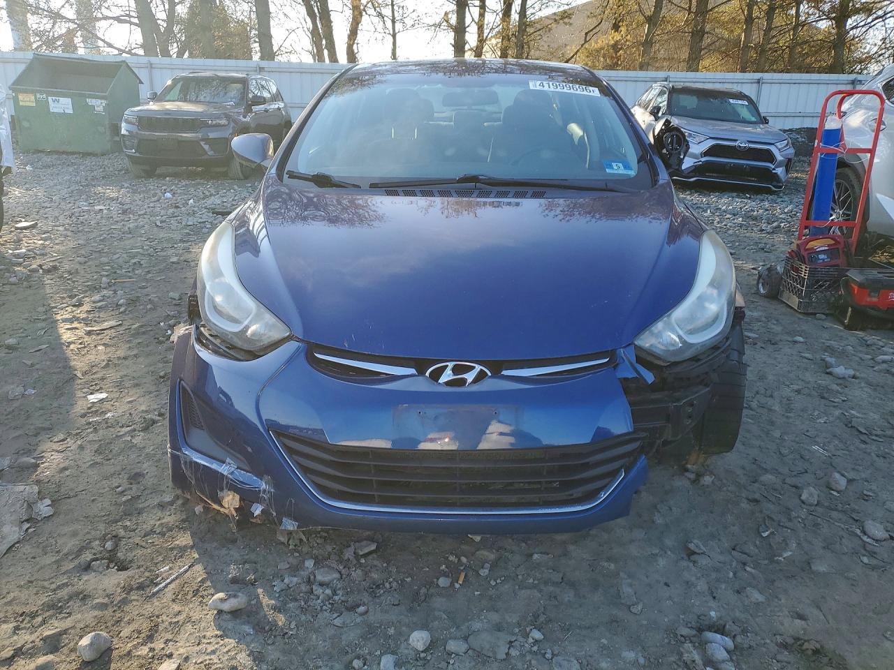 2016 HYUNDAI ELANTRA SE photo 9