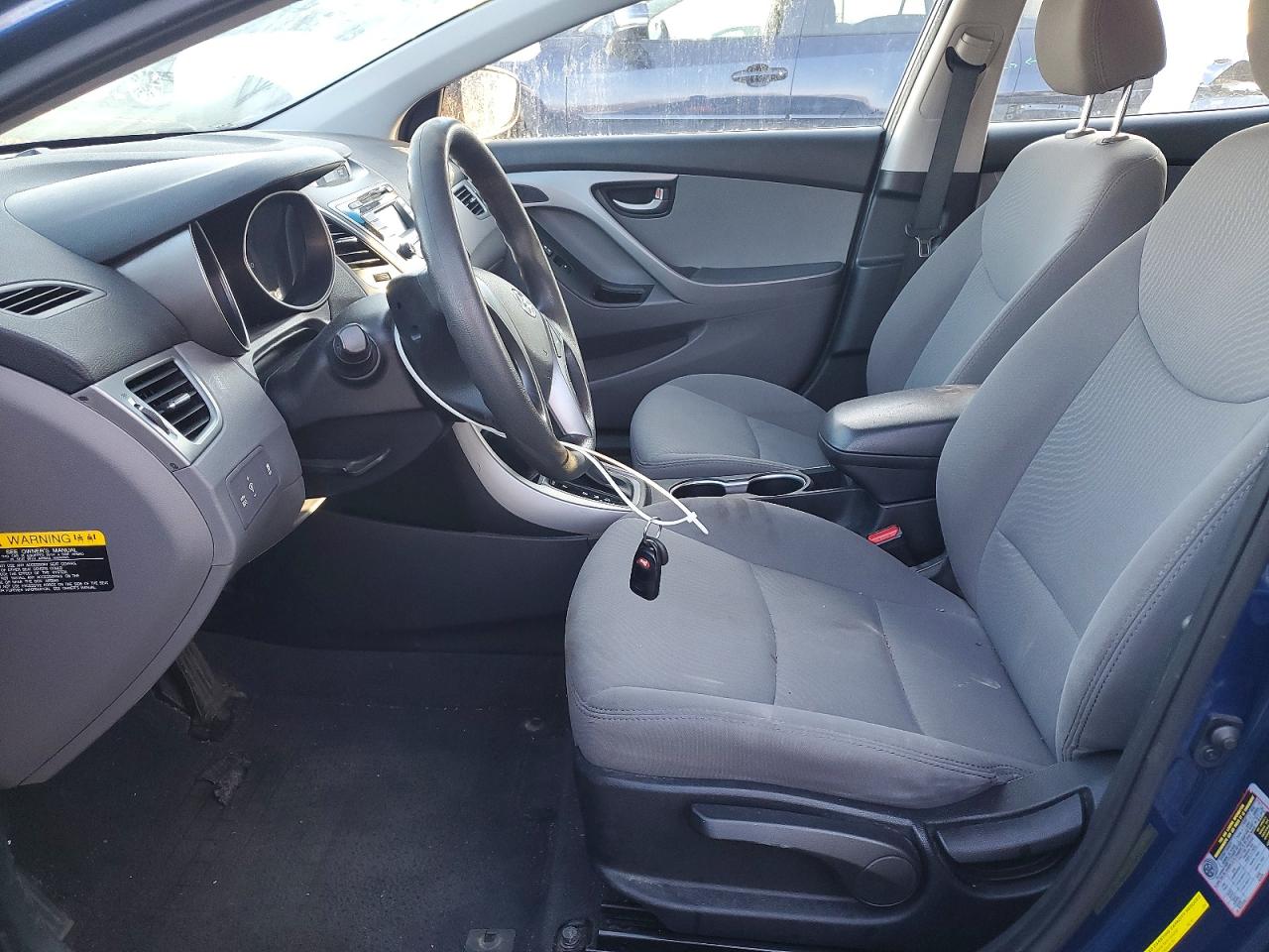 2016 HYUNDAI ELANTRA SE photo 13