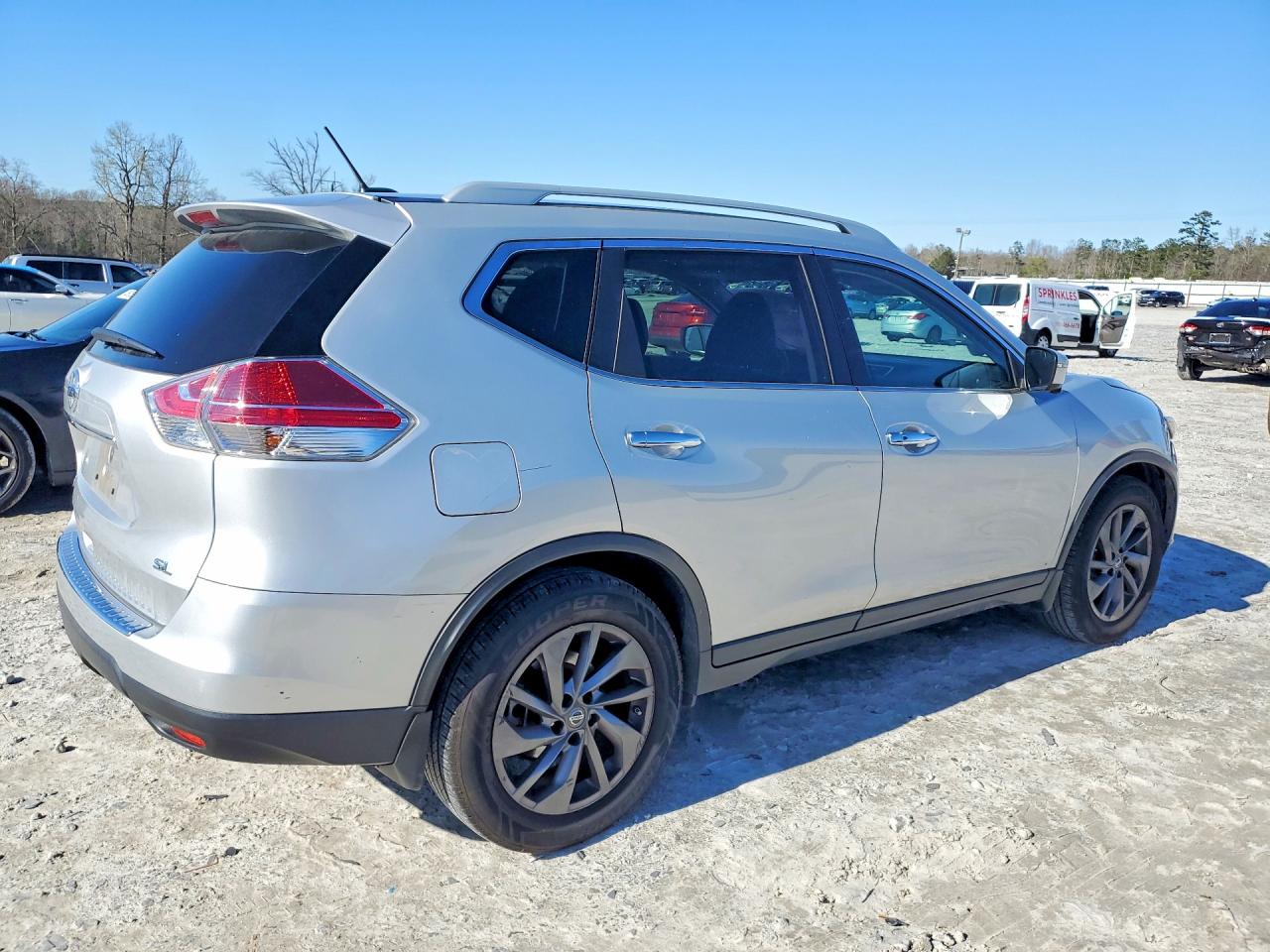 2016 NISSAN ROGUE SL photo 3