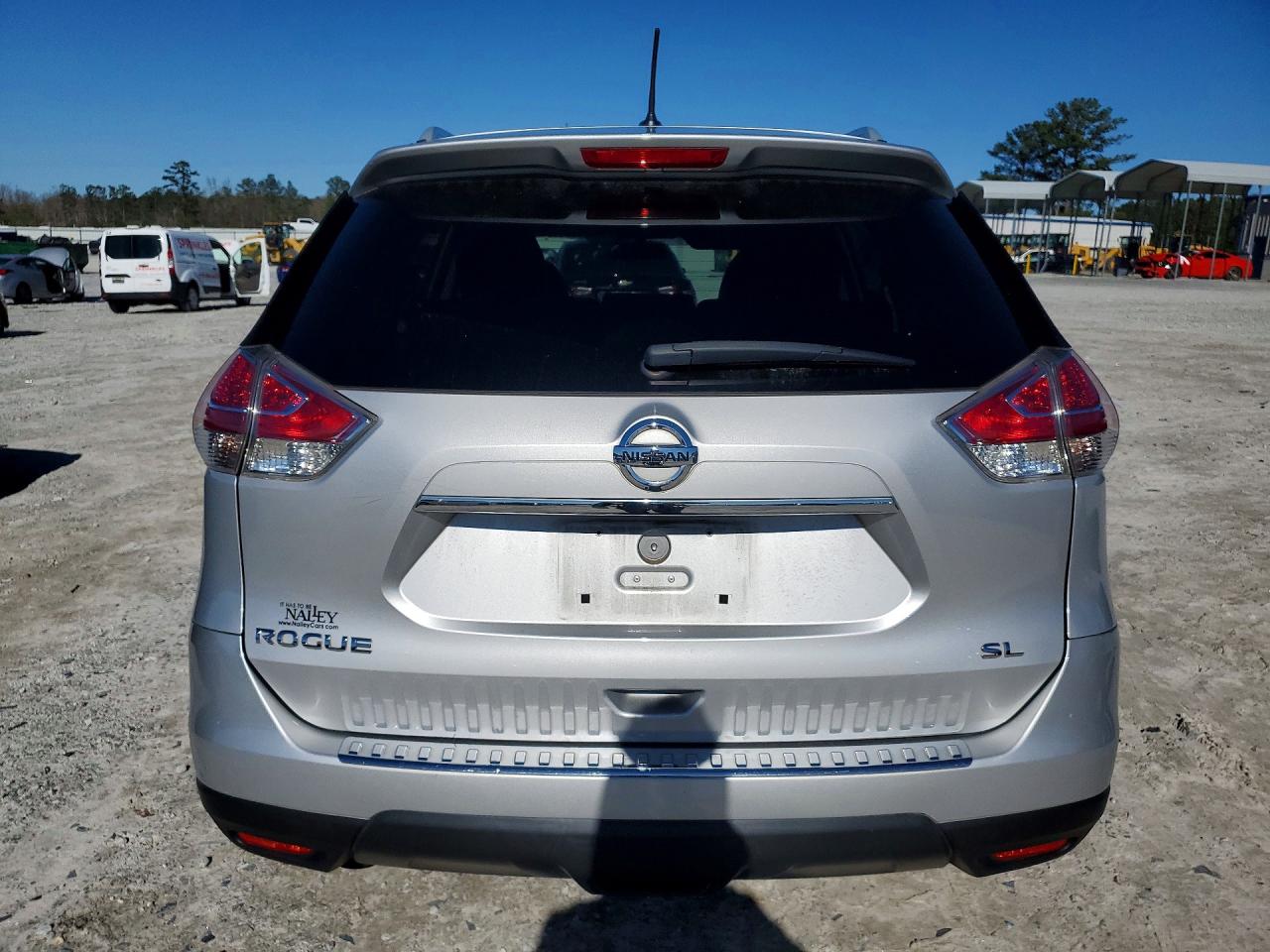 2016 NISSAN ROGUE SL photo 6