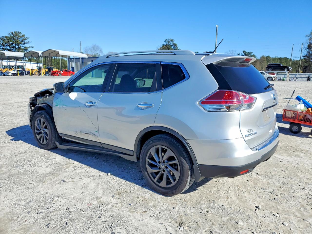 2016 NISSAN ROGUE SL photo 2
