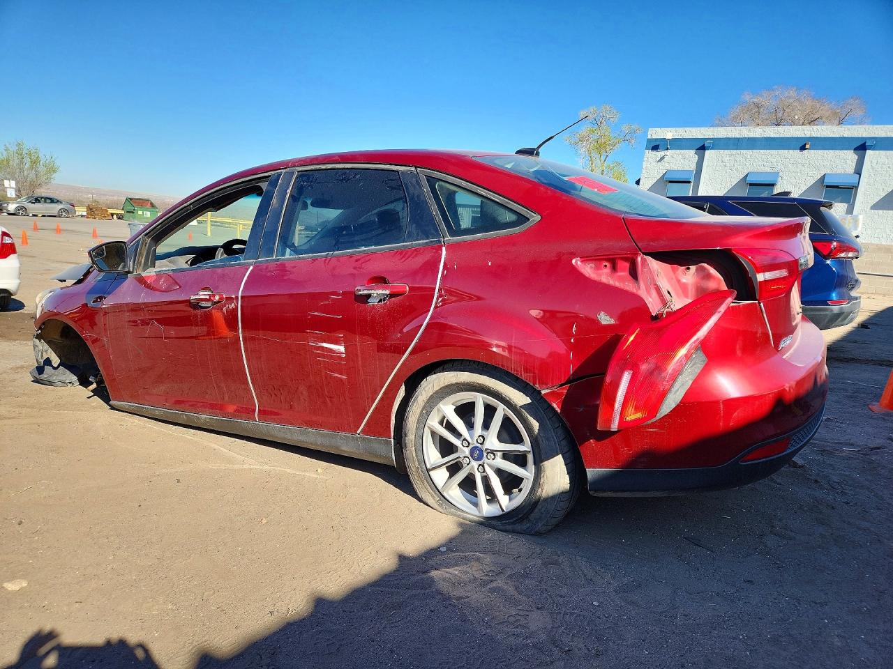 2015 FORD FOCUS SE photo 4