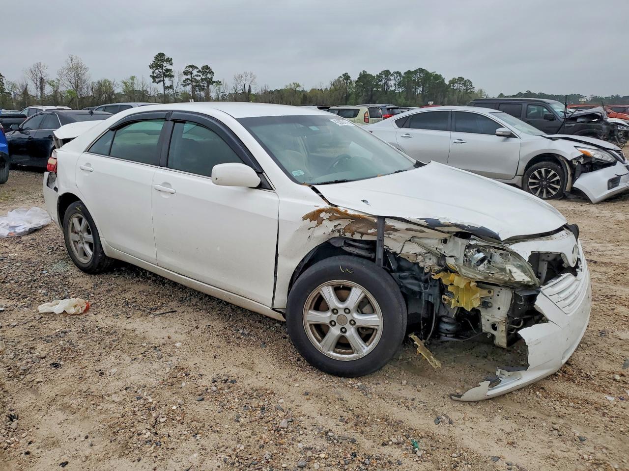 2007 TOYOTA CAMRY LE photo 4