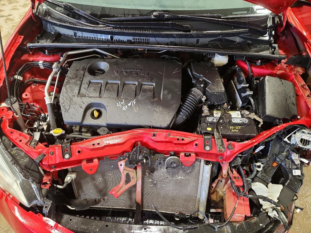 2014 TOYOTA COROLLA LE photo 21