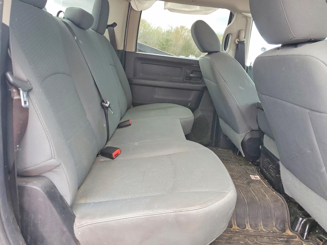 2016 RAM 2500 ST photo 19