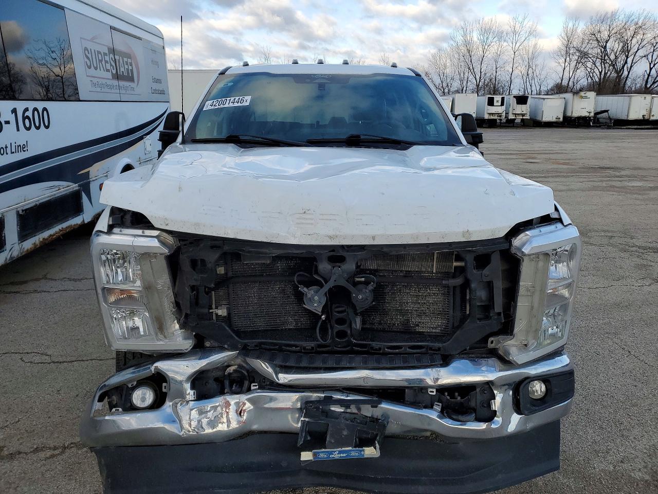 2024 FORD F350 SUPER DUTY TRUCK CAB AND CHASSIS photo 5