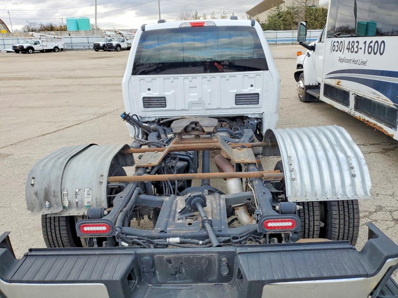 2024 FORD F350 SUPER DUTY TRUCK CAB AND CHASSIS photo 10