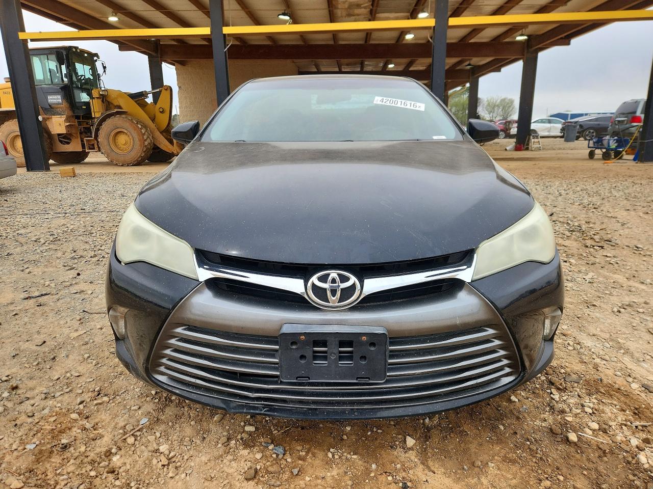 2016 TOYOTA CAMRY LE photo 5