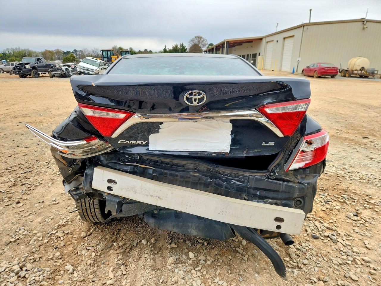 2016 TOYOTA CAMRY LE photo 6