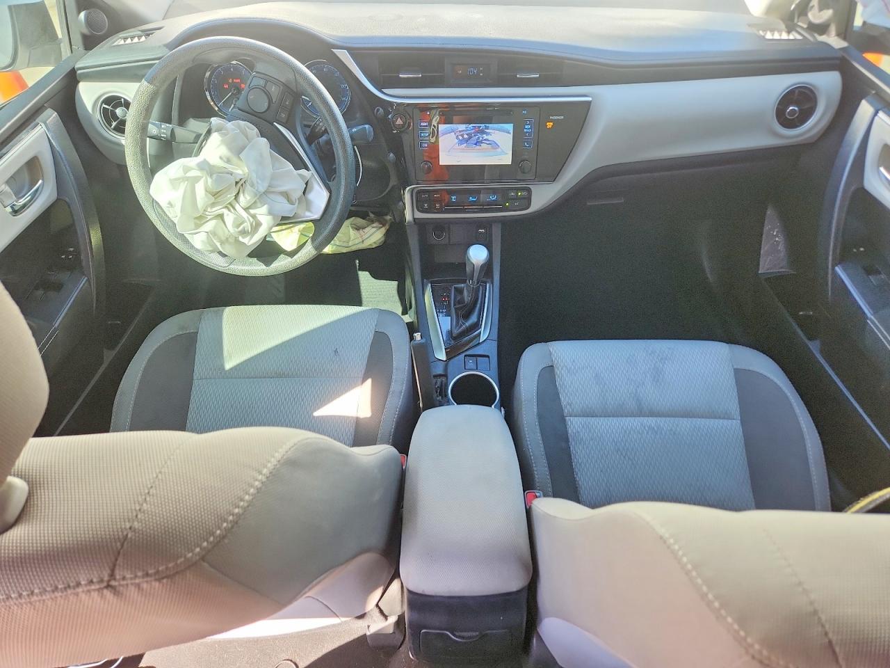 2017 TOYOTA COROLLA LE photo 22