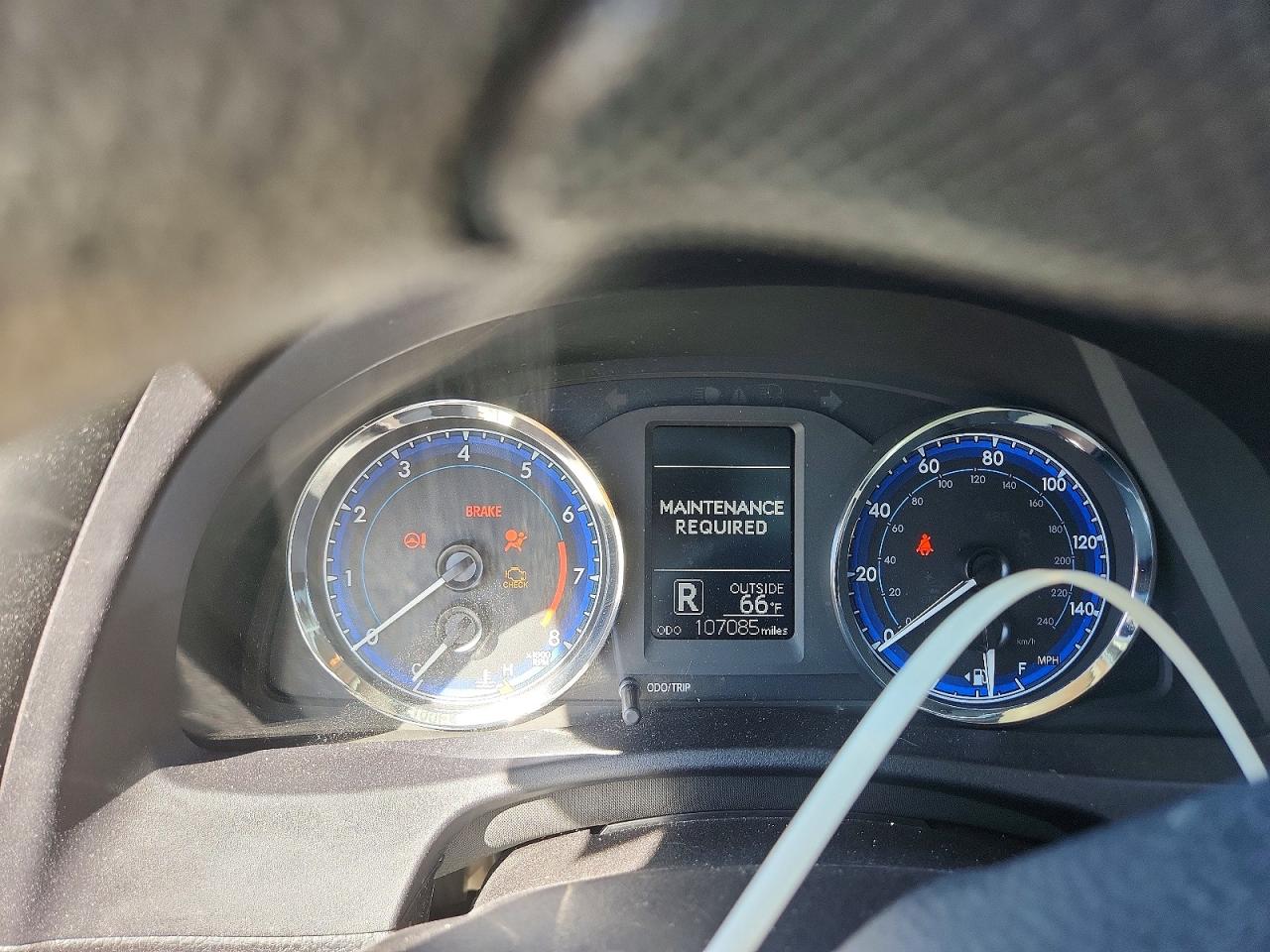 2017 TOYOTA COROLLA LE photo 25